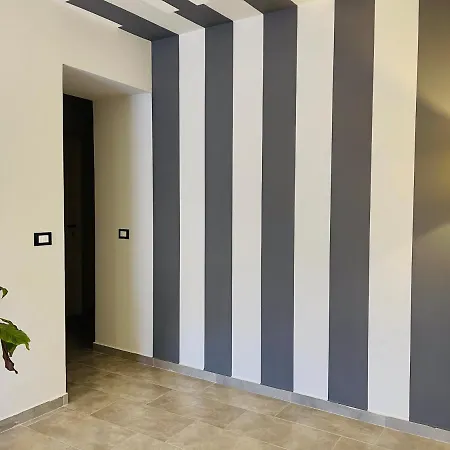 Antichi Cortili ترميني إميرسي